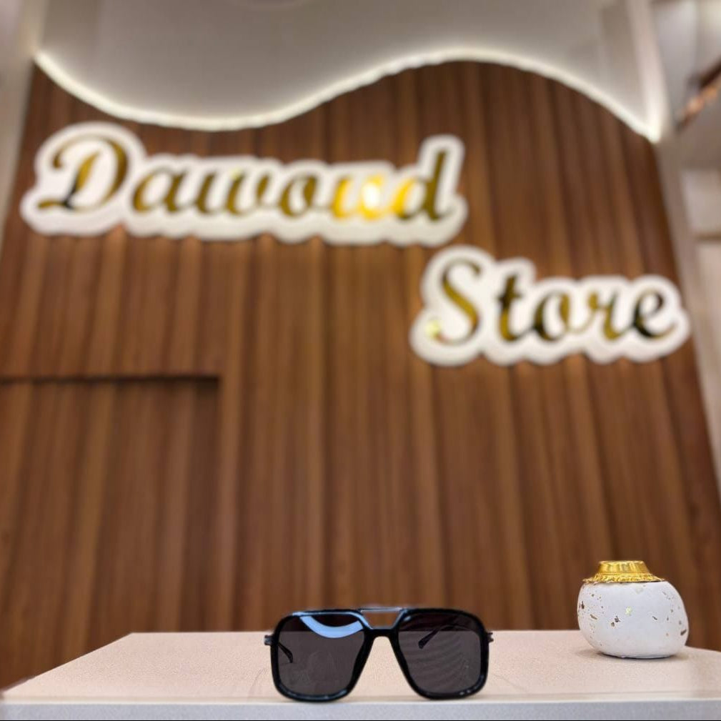 Noir Square Sunglasses